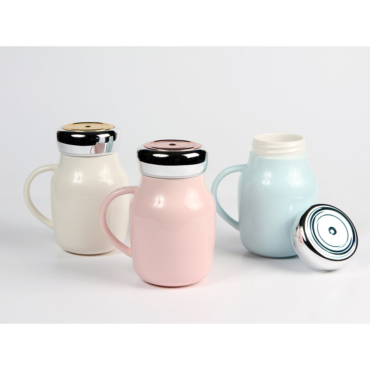 Taza Lyon.