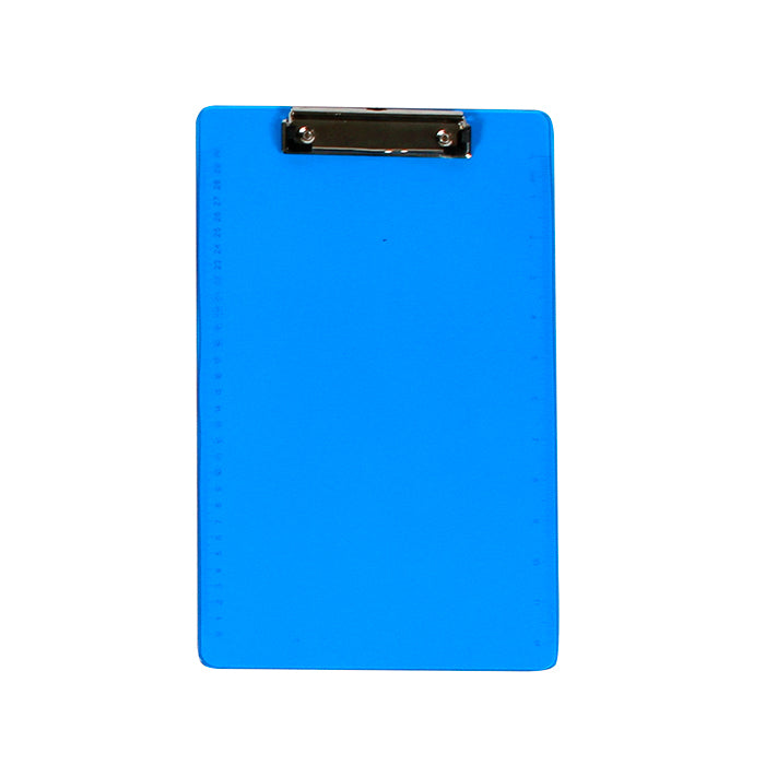 Tabla de plástico para documentos.