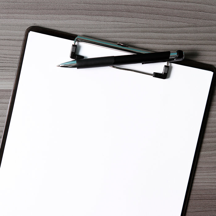 Tabla de plástico para documentos.